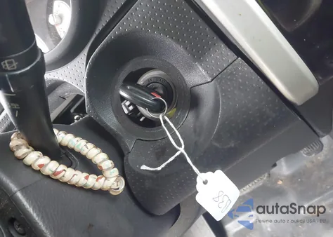 2010 Toyota Fj Cruiser from USA, damaged, VIN JTEBU4BF4AK091359